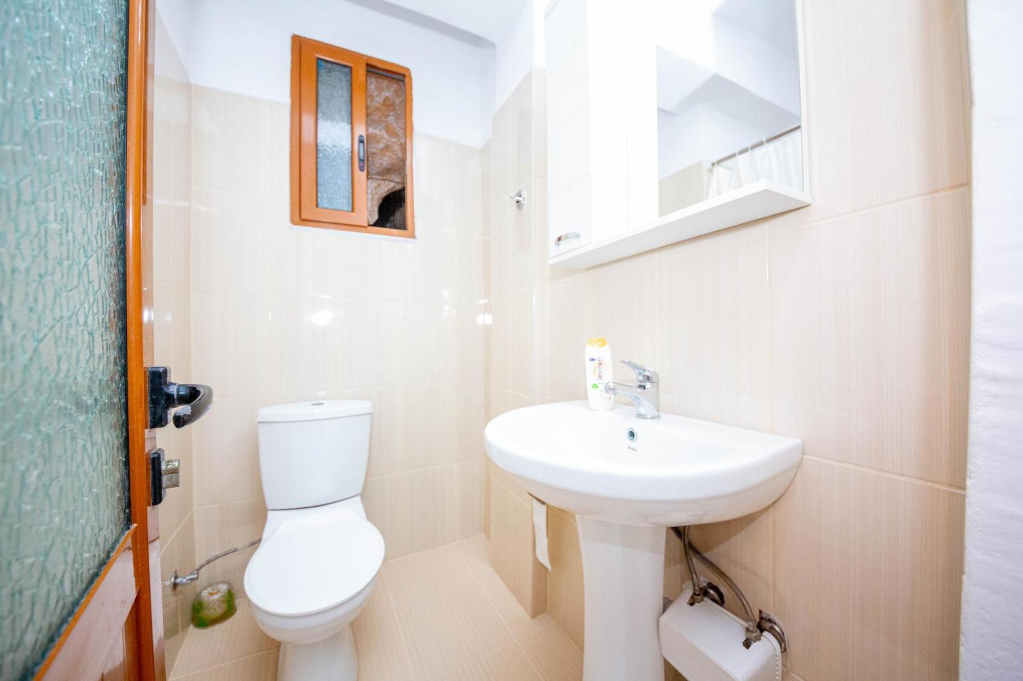 בראט Hotel Shpella מראה חיצוני תמונה