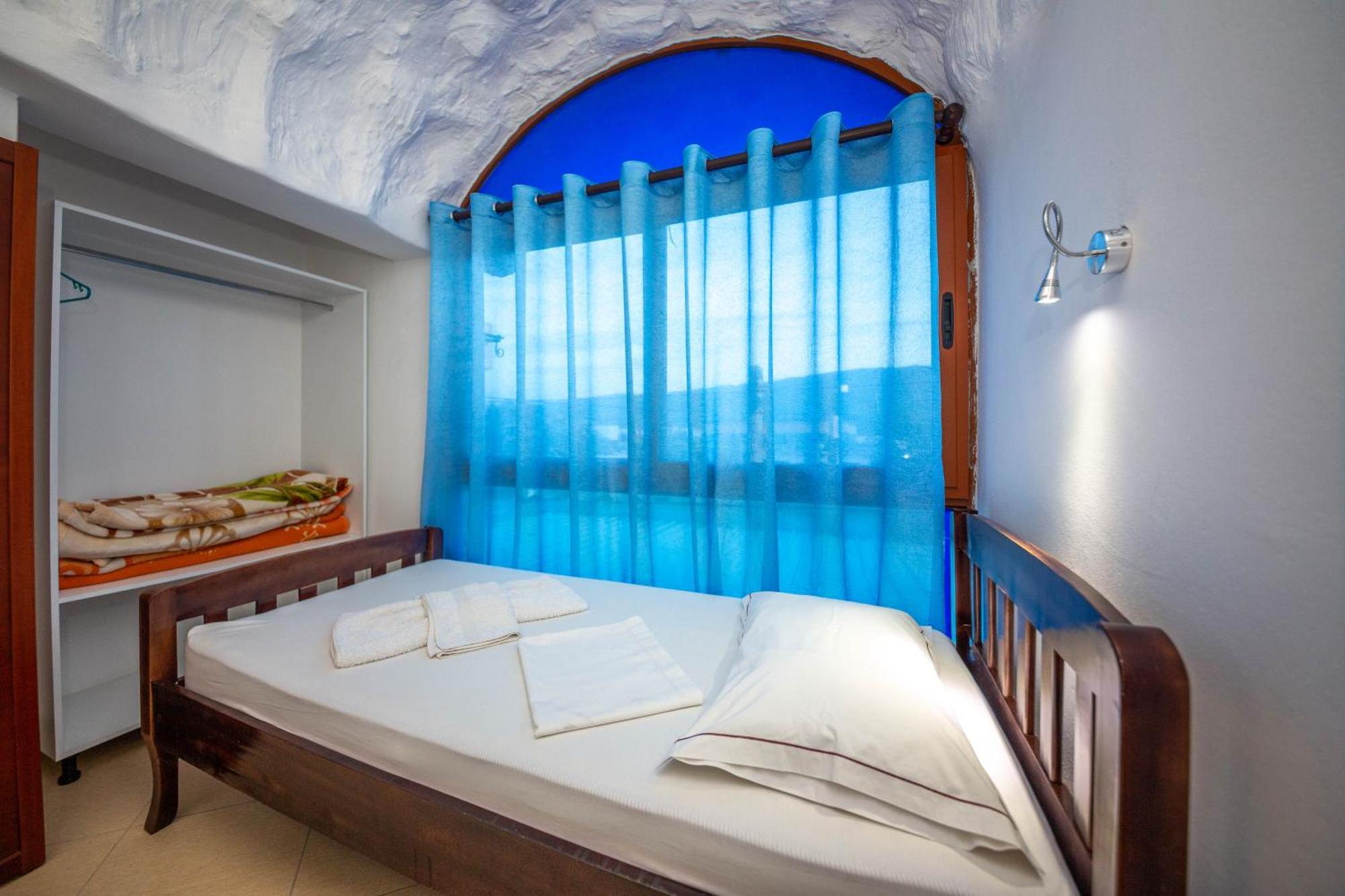 בראט Hotel Shpella מראה חיצוני תמונה